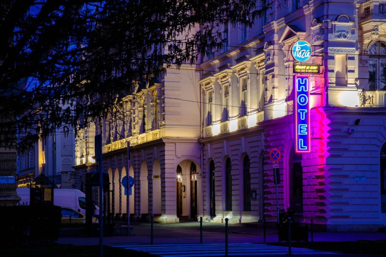 Tisza Hotel Segedín Exteriér fotografie