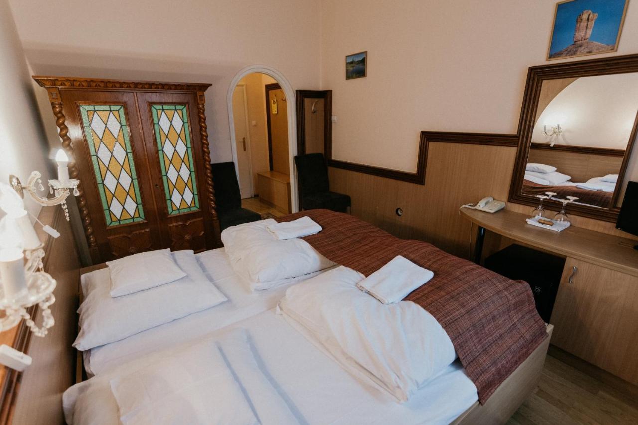 Tisza Hotel Segedín Exteriér fotografie